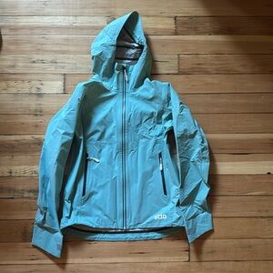 NEW Women’s Small Stio Ender Rain Coat